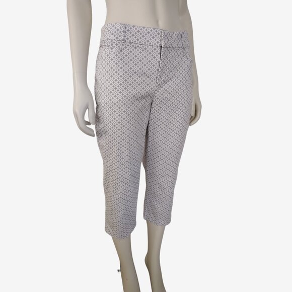 Gloria Vanderbilt Charlene White Gray Geometric Print Capri Pants Size 6 - Picture 2 of 13